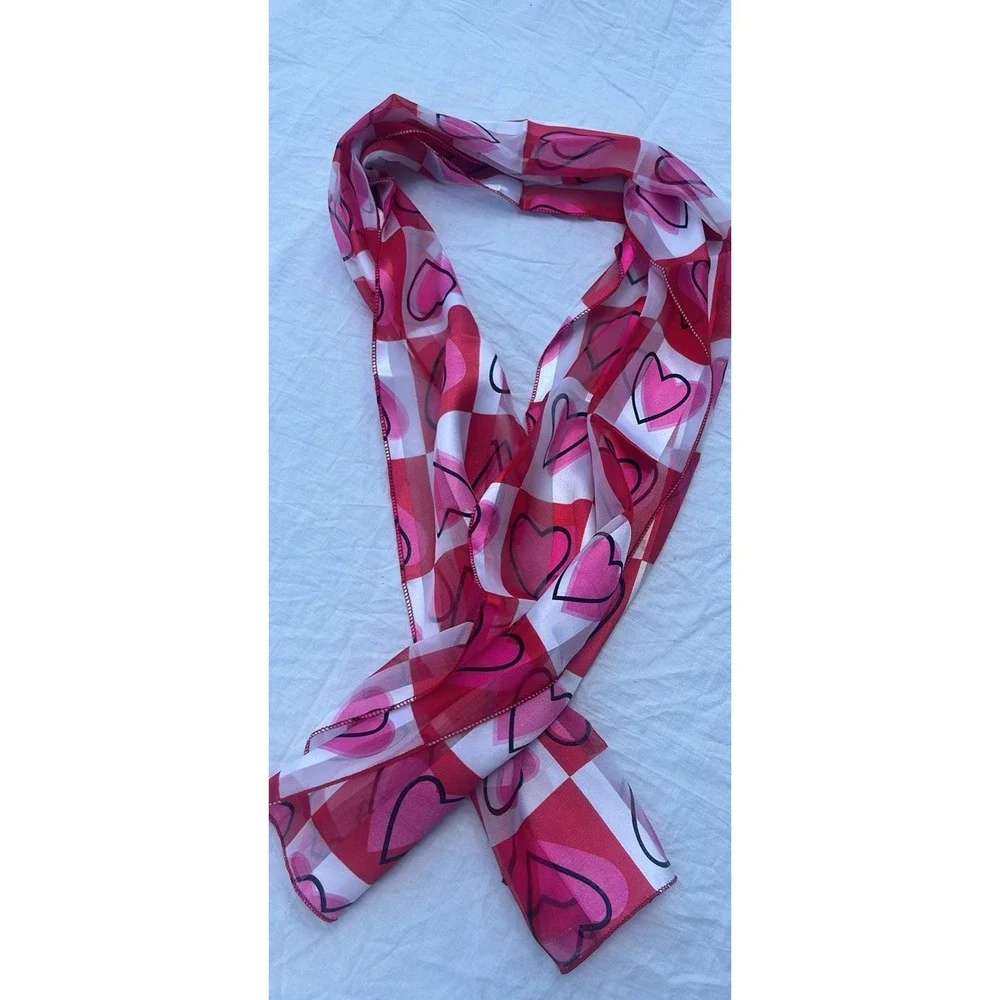 Hearts Love Scarf. Red Pink. White. Hearts.